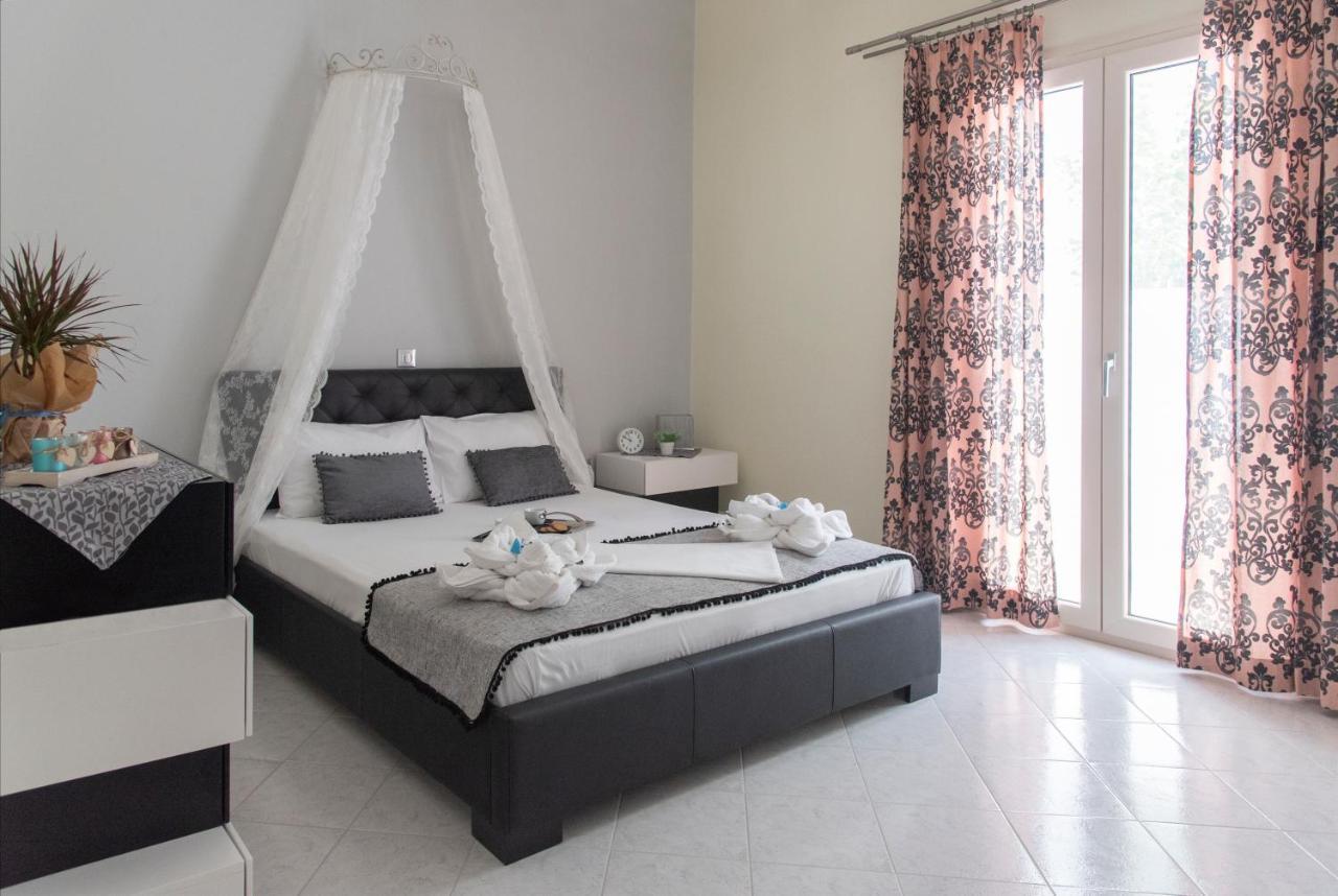 Port View House Villa Parasporos Екстериор снимка